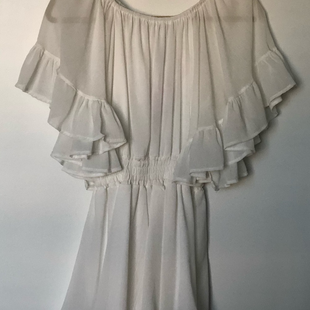 WHITE RUFFLE OFF-THE-SHOULDER ROMPER PLAYSUIT - Picture 5 of 5